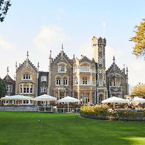 Oakley Court